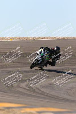 media/Jan-13-2024-SoCal Trackdays (Sat) [[9c032fe5aa]]/Bowl Exit Set 2 (1135am)/